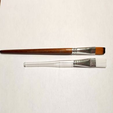 Кисть с длинной ручкой , ворс синтетика 15мм, штучный товар